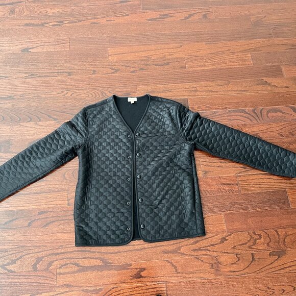 Club Monaco: Stylish Textured Cardigan (M) - Picture 2 of 2